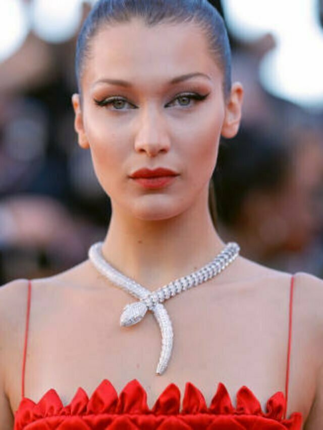 What’s new for Bella Hadid in the Paris Fashion Week?